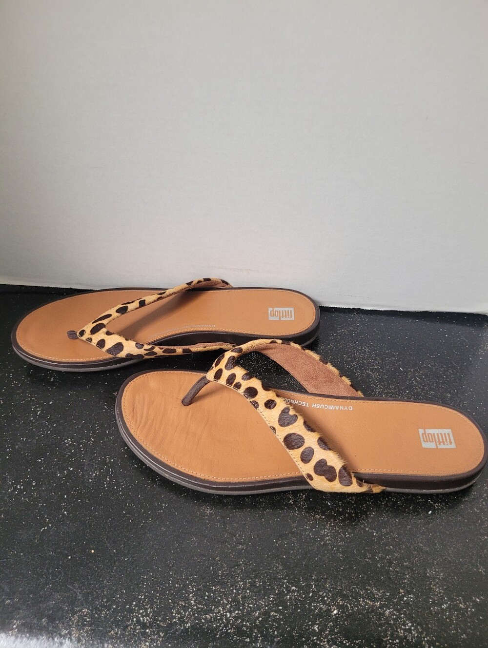 FitFlop Gracie Calfhair Tan/Black Leopard Print Toe-Post Sandals Comfort - Picture 4 of 6